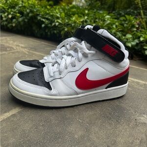 Nike Kids' (GS) Court Borough mid 2, White, black, &  Red Accents, size 7Y